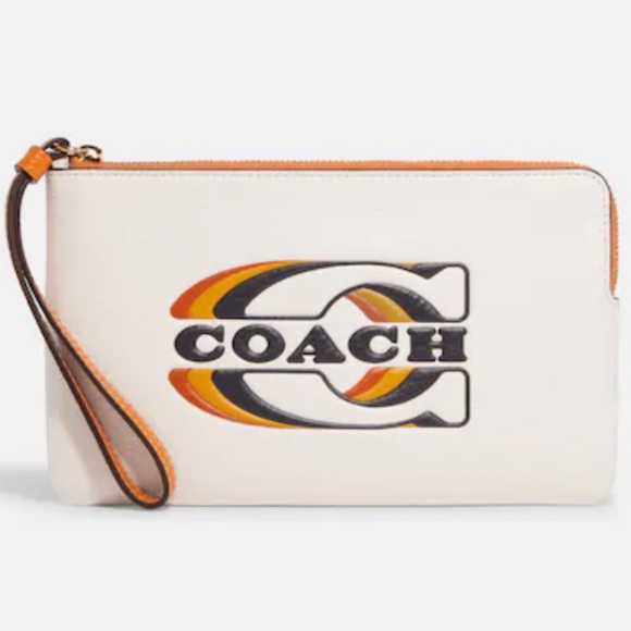 ๐ Large Corner Zip Wristlet With Coach Stamp - Picture 2 of 3